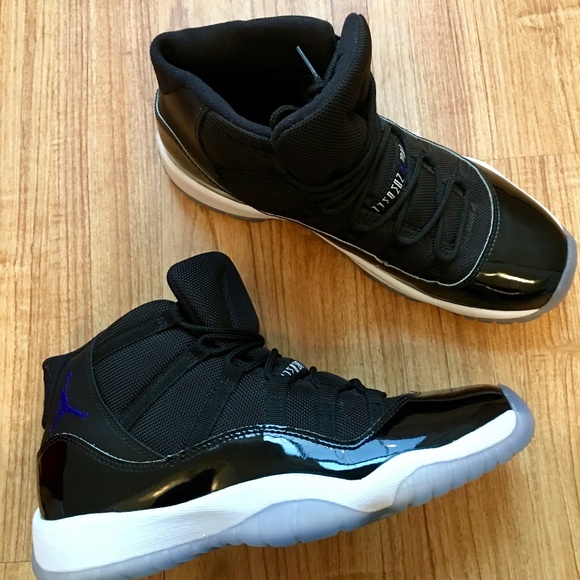 jordan 11 space jam gs